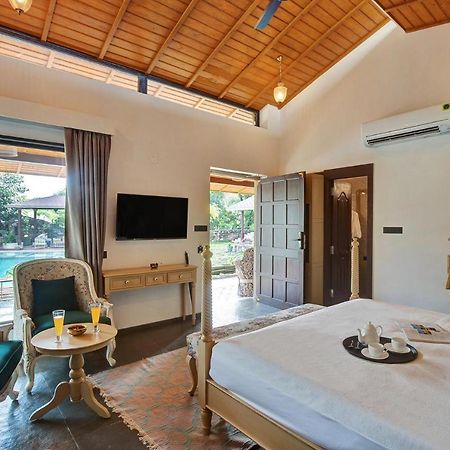 Stayvista'S The Earthen Boutique - City Escape With Spacious Pool, Terrace, Lawn & Indoor-Outdoor Games Udaipur Dış mekan fotoğraf